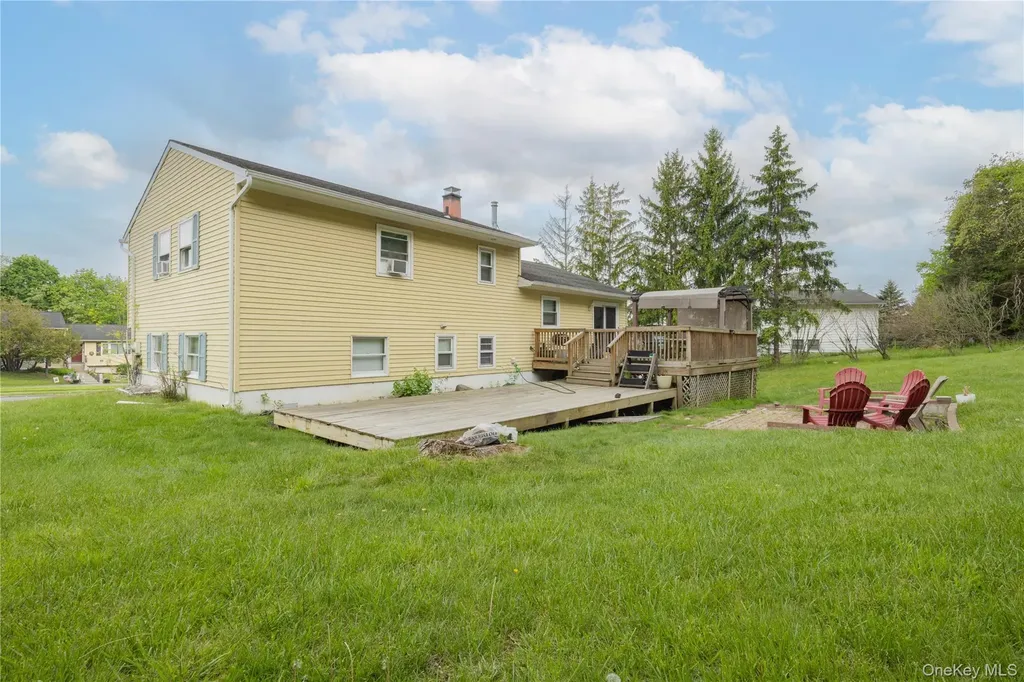 62 Barnes Road Washingtonville NY 10992