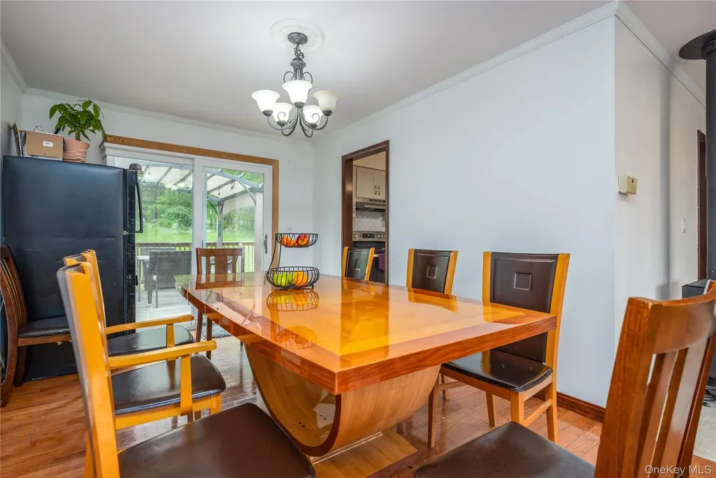 62 Barnes Road Washingtonville NY 10992