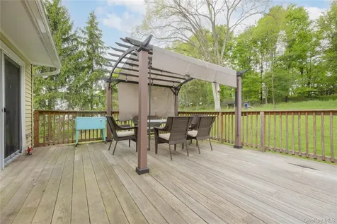 62 Barnes Road Washingtonville NY 10992