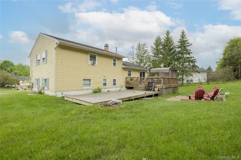62 Barnes Road Washingtonville NY 10992