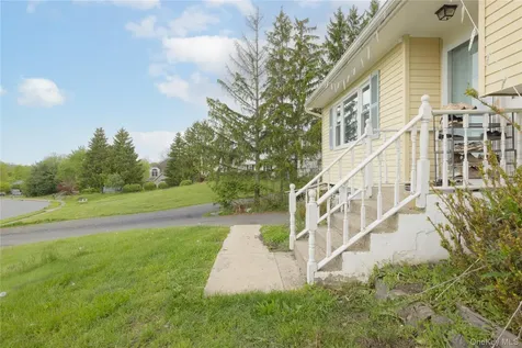 62 Barnes Road Washingtonville NY 10992
