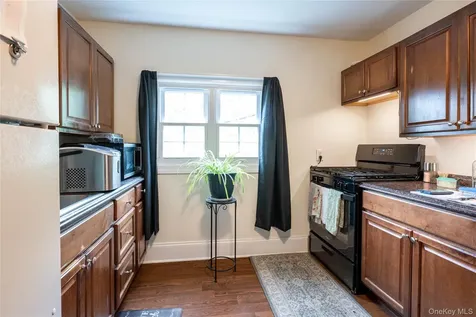 1137-1143 E Main Street Shrub Oak NY 10588