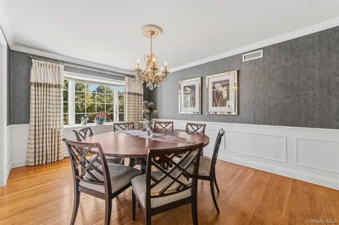 185 Old Wilmot Road Scarsdale NY 10583
