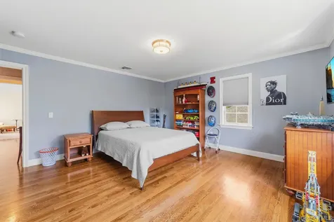 185 Old Wilmot Road Scarsdale NY 10583
