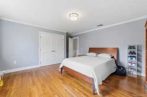 185 Old Wilmot Road Scarsdale NY 10583