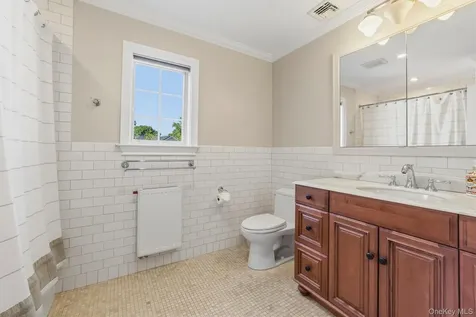 185 Old Wilmot Road Scarsdale NY 10583