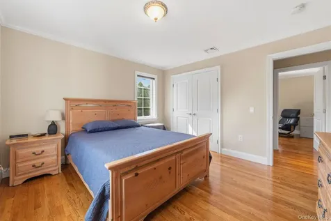 185 Old Wilmot Road Scarsdale NY 10583