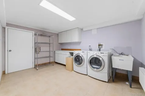 185 Old Wilmot Road Scarsdale NY 10583