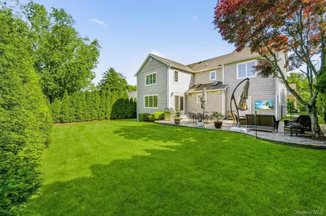 185 Old Wilmot Road Scarsdale NY 10583