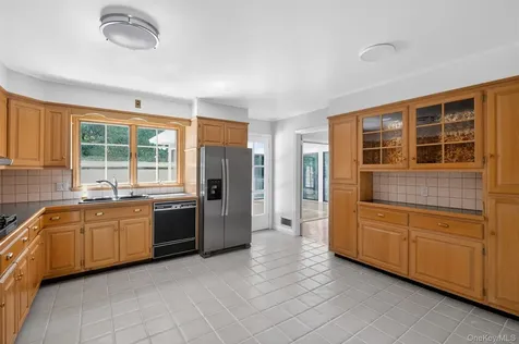 835 Shore Acres Drive Mamaroneck NY 10543
