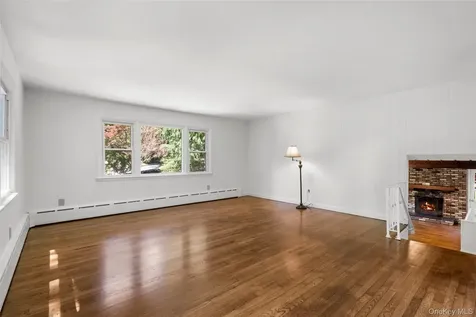 14 Jones Place White Plains NY 10606