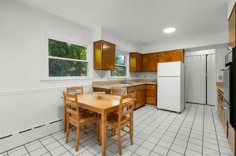 14 Jones Place White Plains NY 10606