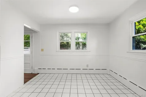 14 Jones Place White Plains NY 10606