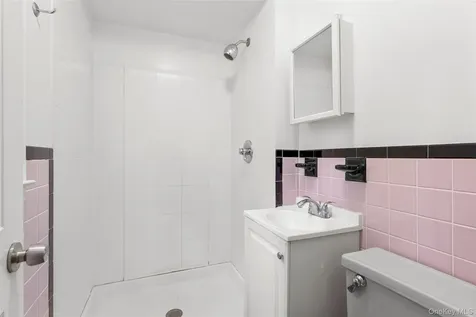 14 Jones Place White Plains NY 10606
