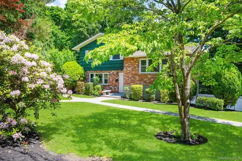 14 Jones Place White Plains NY 10606