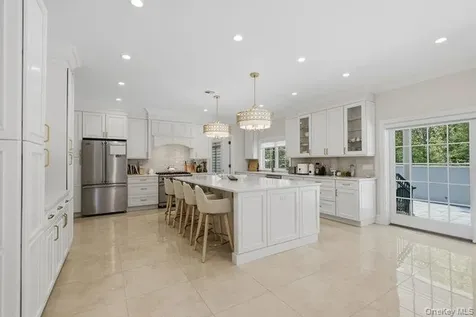 23 Woodbury Road Woodbury NY 11797