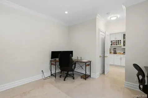 23 Woodbury Road Woodbury NY 11797