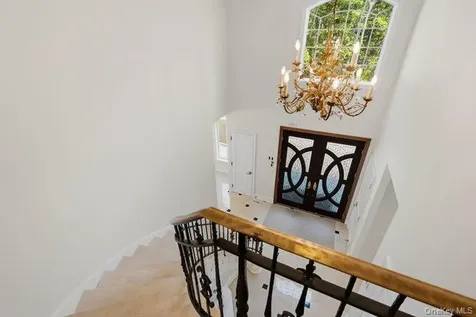 23 Woodbury Road Woodbury NY 11797