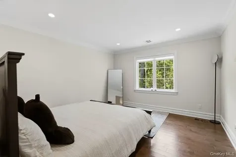23 Woodbury Road Woodbury NY 11797
