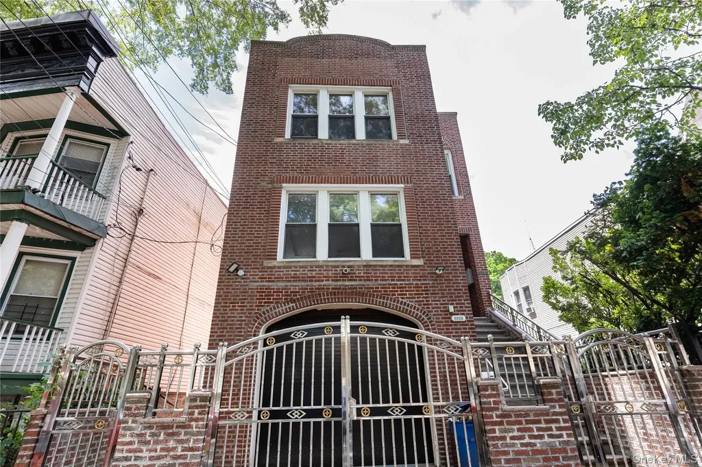 3335 Perry Avenue Bronx NY 10467