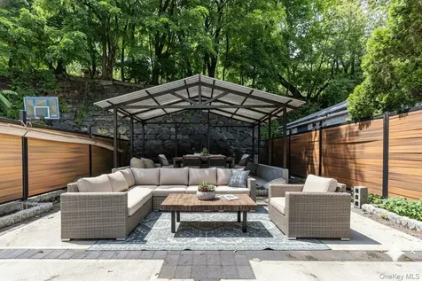3335 Perry Avenue Bronx NY 10467