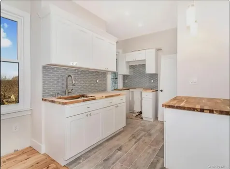 154 Woodworth Avenue Yonkers NY 10701