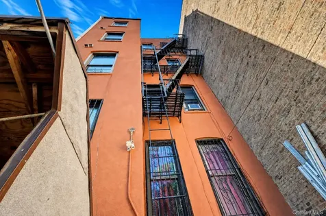 458 Halsey Street Brooklyn NY 11233