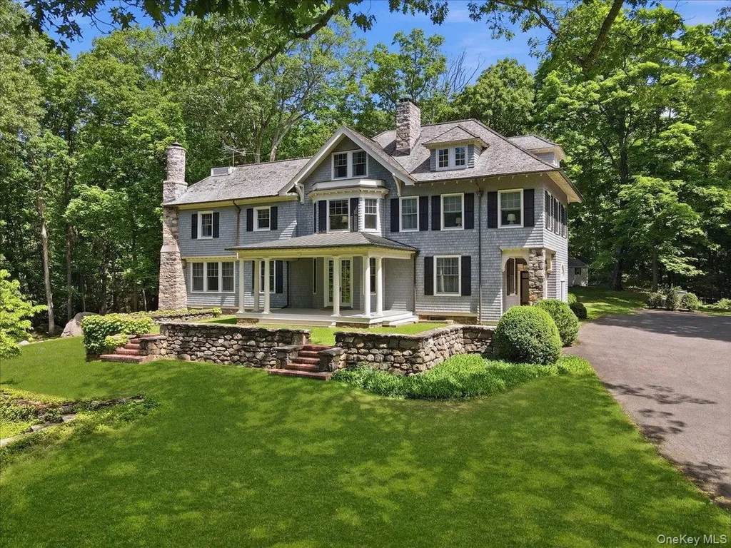 254 Mclain Street Bedford Corners NY 10549