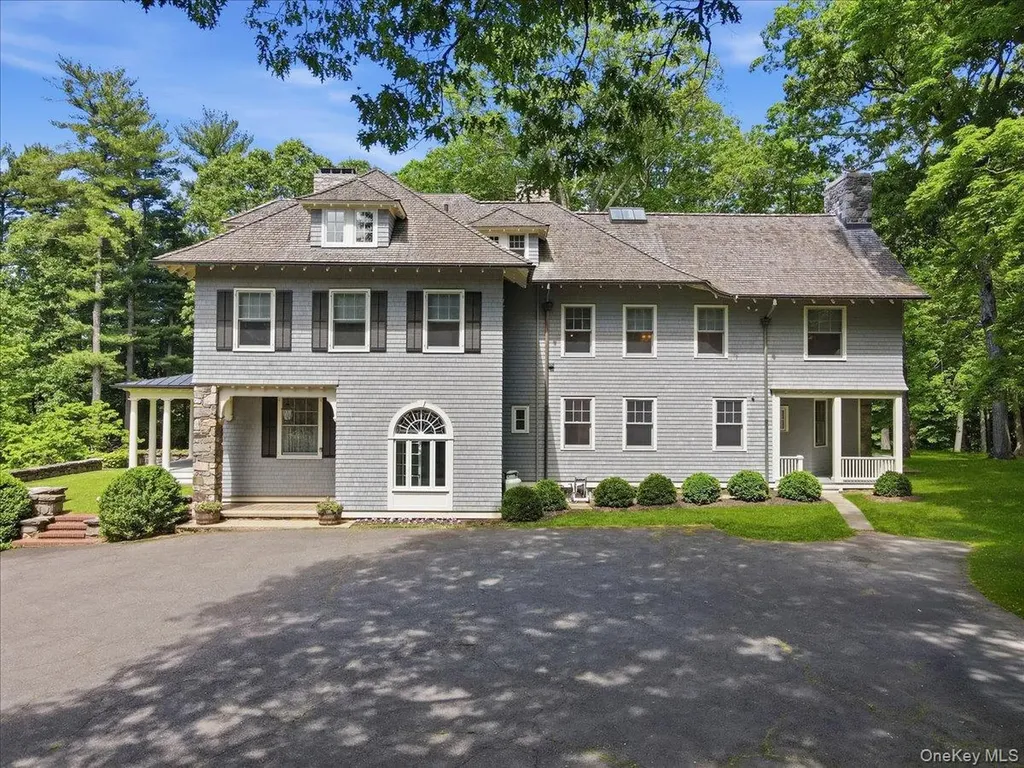 254 Mclain Street Bedford Corners NY 10549