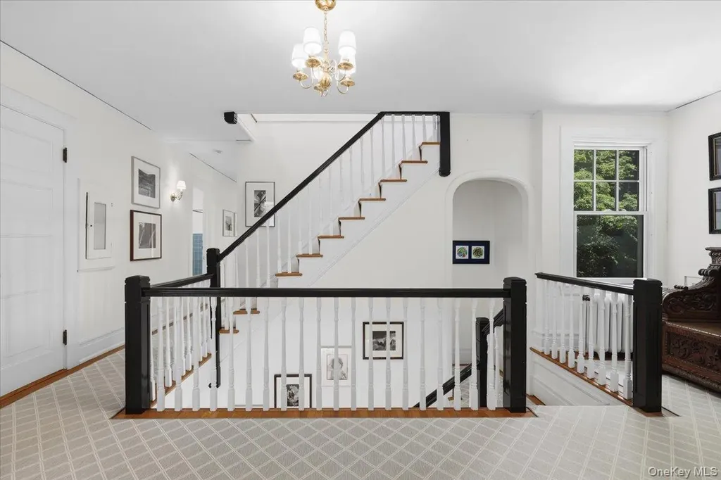 254 Mclain Street Bedford Corners NY 10549