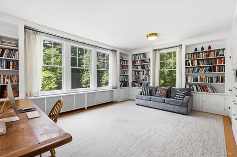 254 Mclain Street Bedford Corners NY 10549