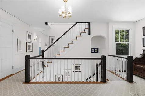 254 Mclain Street Bedford Corners NY 10549