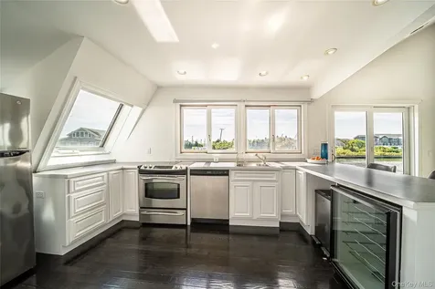 38 Beach Lane Quogue NY 11959