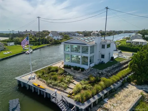 38 Beach Lane Quogue NY 11959