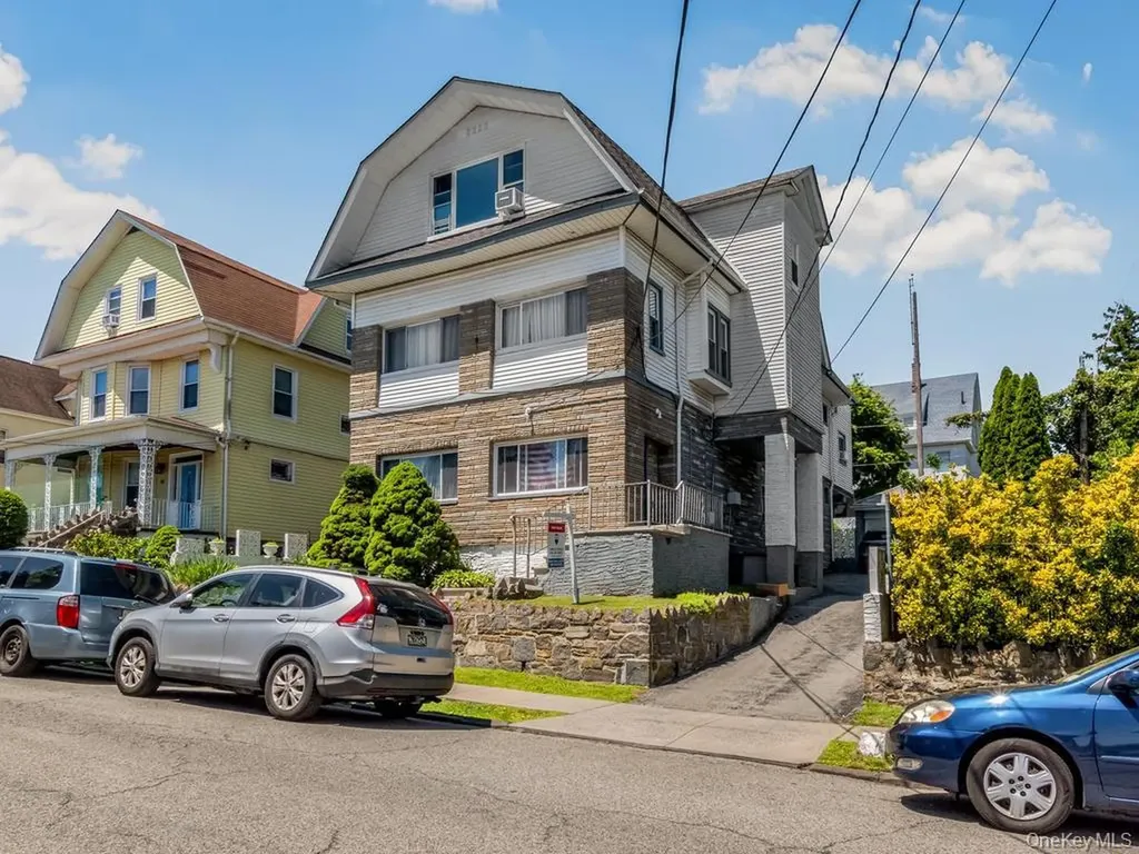 51 Tower Place Yonkers NY 10703