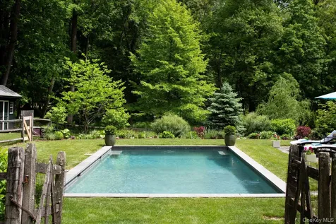 85 Frost Road Rhinebeck NY 12572