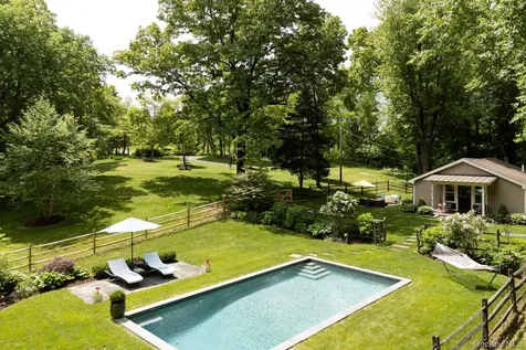 85 Frost Road Rhinebeck NY 12572