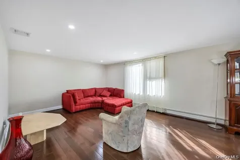 30 A Andover Lane Hicksville NY 11801