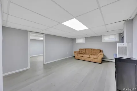 30 A Andover Lane Hicksville NY 11801