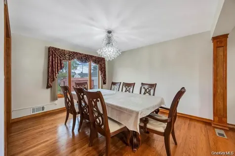 30 A Andover Lane Hicksville NY 11801