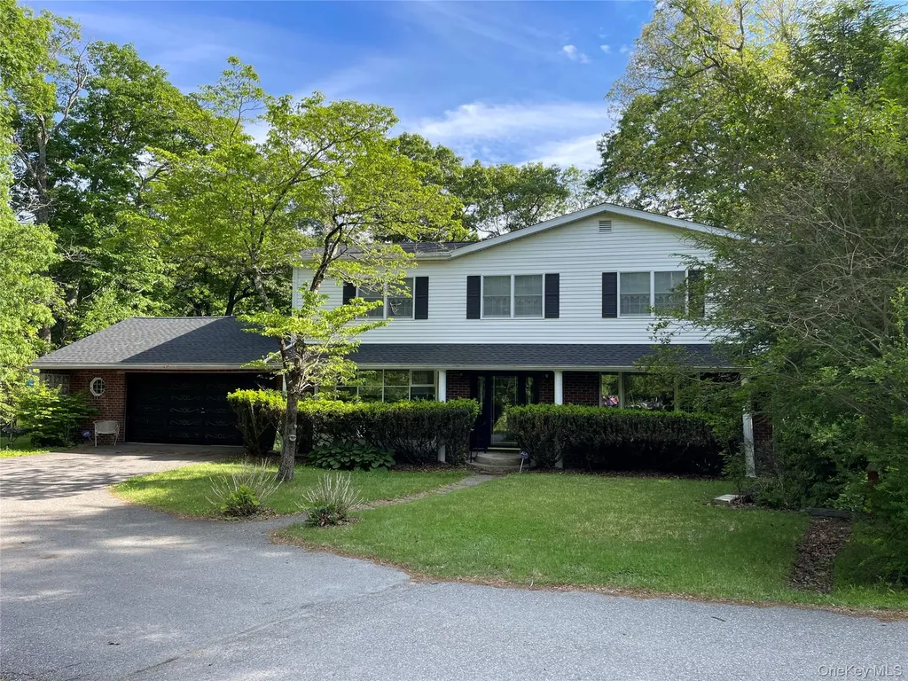 2 Troy Place Patterson NY 12563