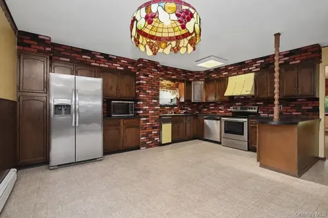 2 Troy Place Patterson NY 12563
