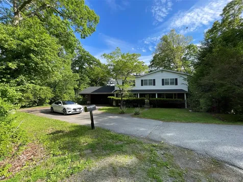 2 Troy Place Patterson NY 12563