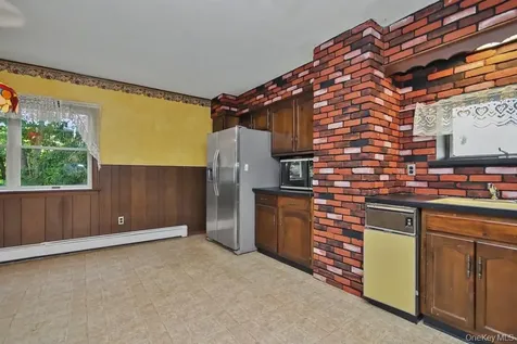2 Troy Place Patterson NY 12563