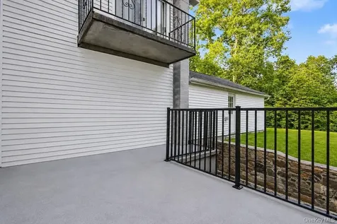 2 Troy Place Patterson NY 12563