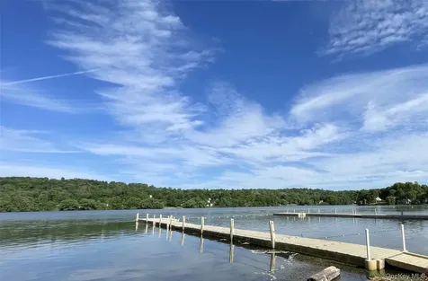 2 Troy Place Patterson NY 12563