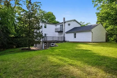 2 Troy Place Patterson NY 12563