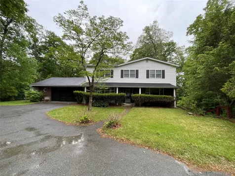 2 Troy Place Patterson NY 12563