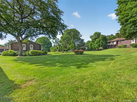 10E Blue Hill Orangeburg NY 10962