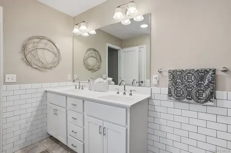 8 Muscoot River Road Yorktown Heights NY 10598